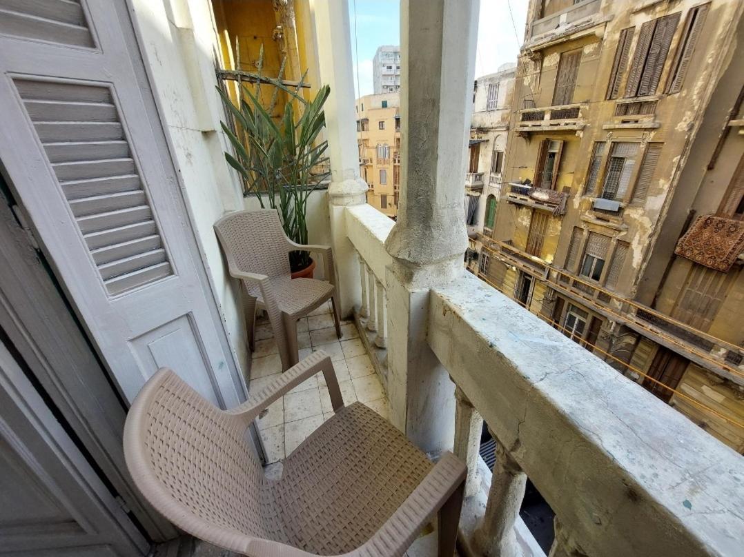 Arab Hostel, Welcoming All Solo And Groups Travellers But, Unmarried Couples Not Allowed Александрия Екстериор снимка