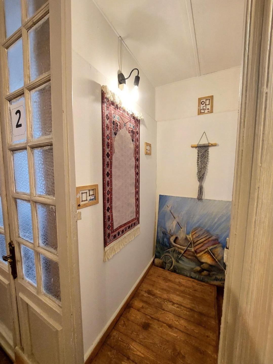 Arab Hostel, Welcoming All Solo And Groups Travellers But, Unmarried Couples Not Allowed Александрия Екстериор снимка