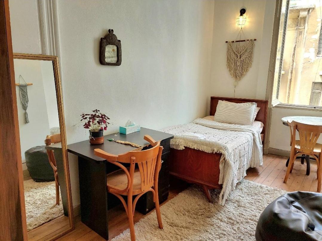 Arab Hostel, Welcoming All Solo And Groups Travellers But, Unmarried Couples Not Allowed Александрия Екстериор снимка