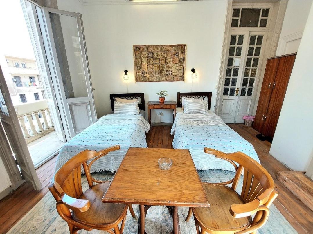 Arab Hostel, Welcoming All Solo And Groups Travellers But, Unmarried Couples Not Allowed Александрия Екстериор снимка